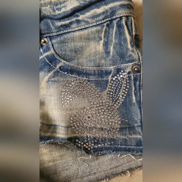 Vintage "Bling Bling" Shorts With Playboy Bunny Jewels - Picture 8 of 17